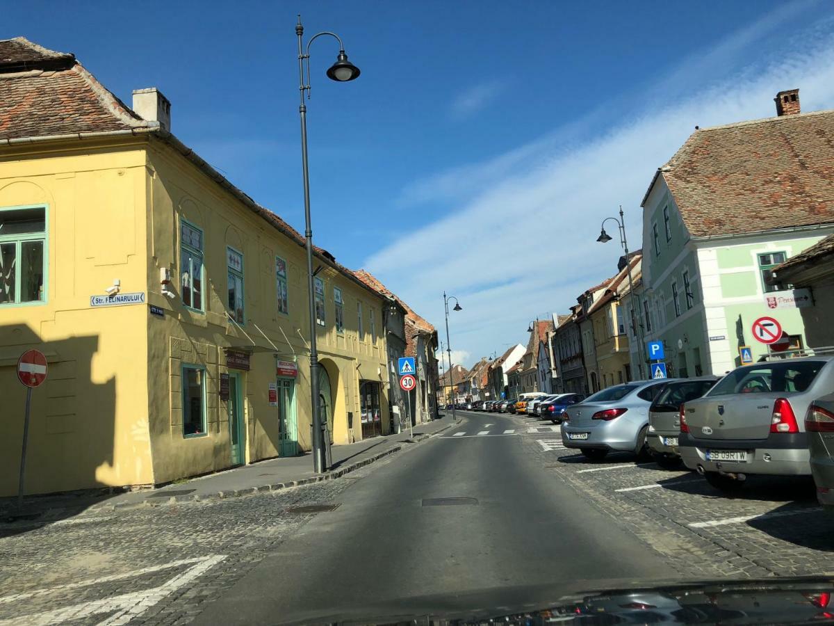 Appartamento Folkloric Loft - Sibiul Vechi Esterno foto