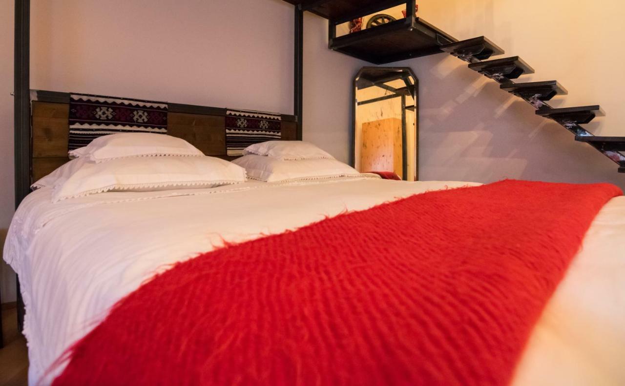 Appartamento Folkloric Loft - Sibiul Vechi Esterno foto